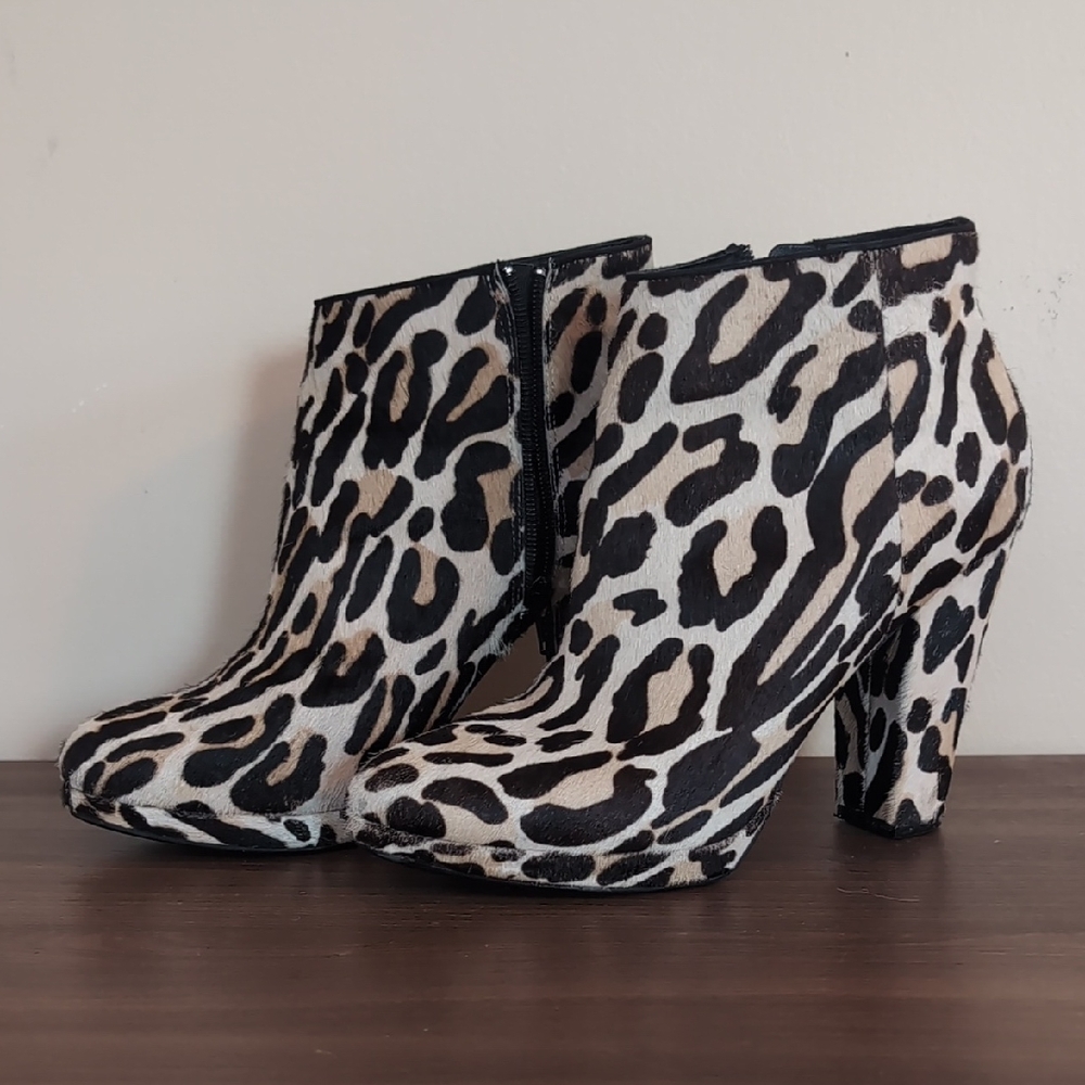 Aldo Calf Hair Leather Leopard Print Ankle Boots Size 9